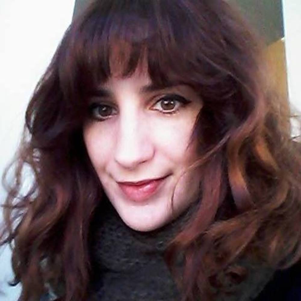 Meet your Posher, Caitlin